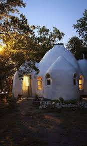 Epingle Par Vassyl Sur For The House Kerterre Maison Dome Et Maison Recyclee
