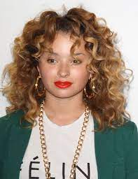 Ella Eyre Ethnicity Of Celebs What Nationality Ancestry Race Cool Hairstyles Straight Hairstyles Curly Hair Styles