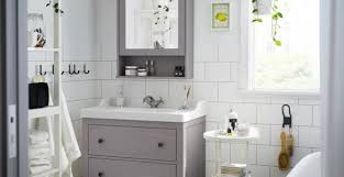 Que faire si elle est trop petite? Quelles Couleurs Pour Une Petite Salle De Bains M6 Deco Fr