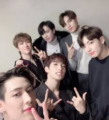 Jungkook With His 97 Line Friends Yugyeom Jungkook Jungkook Mingyu