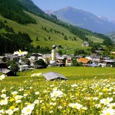 It is well known for its skiing and other winter sports. Saalbach Hinterglemm Urlaub Im Salzburger Land