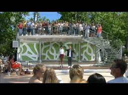 Wäre sie doch einfach auf die bühne gegangen und hätte ihn in den. Wir Martin Scholz Und Caro Zdf Fernsehgarten Youtube