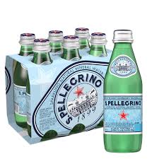 Find more about the italian water preferred by top chefs and fine dining lovers all around the world. Amazon Com S Pellegrino Sparkling Natural Mineral Water 8 45 Fl Oz Pack Of 6 Grocery Gourmet Food