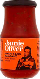 This simple tomato based sauce flavoured with only garlic, fresh basil and a touch of oregano is as simple as it is delicious. Jamie Oliver Tomato Basil Pasta Sauce Spice Store