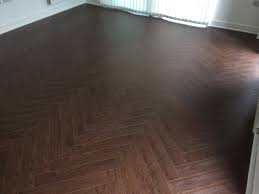 Each plank uses a simple click system, so installation is simple and it can be used with underfloor heating to keep your home warm. Laminated Walnut Herringbone Wood Blocks London Stock 101mm X 12 3mm X 606mm Click Lock System Wood4floors