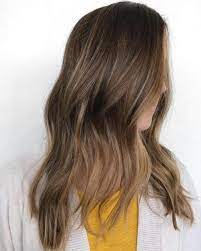 25 Perfect Hairstyles For Long Thin Hair Volume Adding Haircuts Long Thin Hair Hairstyles For Thin Hair Short Hair Balayage