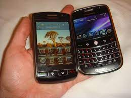 Blackberry Storm Hands-On First Impressions! | Crackberry
