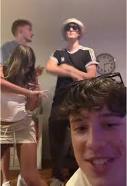 ruby mcintosh (@rubymciintosh)