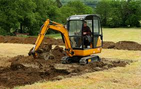 Top 5 Most Common Uses for a Mini Excavator with Rubber Tracks