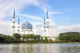 Sya sadar sy bukanlah orang baik2, tapi stidakny sy tidak munafik dg berpura2 baik. The Sultan Salahuddin Abdul Aziz Shah Mosque Blue Mosque In Stock Photo Crushpixel