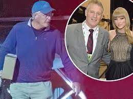 Taylor Swift father undergoes heart surgery