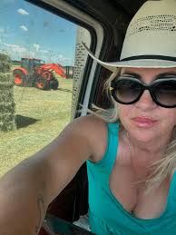 Danyelle Haigh 'Giddy Up'...