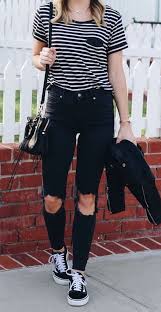 Black And White Striped Shirt Outfit Women S Fall Outfits Women S Black And White Striped Crew Neck T Shirt And Distress Black J Outfits With Striped Shirts Jeans And T Shirt Outfit Shirt Outfit Summer
