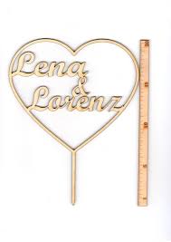 Juve, sport, cani, shopping, film. Tortenstecker Herz Mit Namen Der Brautleute Personalisiert Cake Topper Hochzeit Topper Aus Holz 20 Cm Hoch Personalized Wedding Cake Toppers Personalized Cake Toppers Wedding Cake Toppers