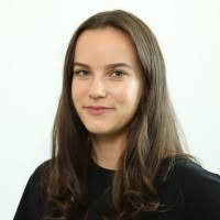 7600+ "Daniela .-" profiles