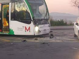 El escenario, el puerto de la mora, a unos 40 kilómetros al noreste de la ciudad de granada. Fotos Asi Ha Sido El Accidente De Un Camion Con El Metro De Granada Ideal