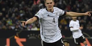 Prediksi portugal vs jerman, euro 2020, euro 2021, timnas portugal vs timnas jerman, prediksi bola 19 juni 2021, piala eropa, preview pertandingan jerman selalu menang dalam 4 laga terakhirnya melawan portugal, dan selalu clean sheet (tak kebobolan) dalam 2 pertemuan yang terkini. Jerman Vs Belarus Menang Telak Der Panzer Lolos Ke Euro 2020 Halaman All Kompas Com