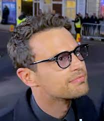 File:Theo James at The Gentlemen premiere 2024.jpg