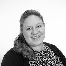 Holly Rouse's Instagram, Twitter & Facebook