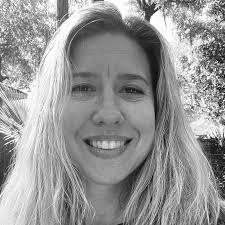 Is anyone else having trouble booking dining reservations at Walt Disney  World?