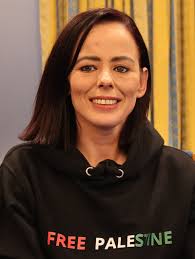 Eileen Flynn's Instagram, Twitter & Facebook