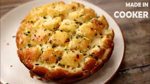 Pull Apart Garlic Bread In Cooker Easy No Oven Cheese Garlic Bread Recipe Cookingshooking Youtube