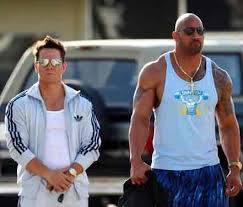 Mark Wahlberg Workout Diet 40 Pounds Of Muscle 7 Weeks Pop Workouts Page 2 Of 4 Dwayne Johnson The Rock Dwayne Johnson Mark Wahlberg