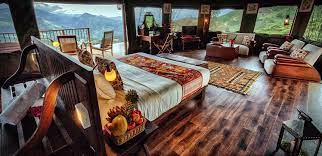 Kandy is loved for its temples and gardens, and has lots of places to visit like royal botanical garden, kandy clock tower and wales park. Pin On Travel