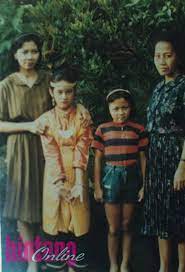 Hipwee style pun tertarik untuk mengulas tentang gaya nike, di mana banyak yang mungkin belum kamu tahu tapi ia terlihat begitu. Mengenang Nike Ardilla Lewat Foto Fotonya Semasa Hidup Tabloidbintang Com