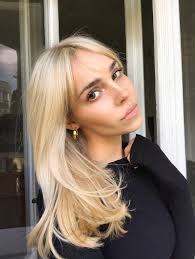 Textured layered bob with bangs Ina Hout Auf Instagram Blonde Hairstyle Bangs Blonde Hair With Bangs Hairstyles With Bangs Blonde Bangs