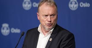 Byrådsleder i oslo raymond johansen (ap) er bekymret for at ufaglærte ungdommer aldri. S2b3knbjjrzapm