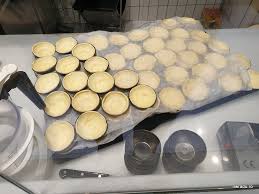 Pasteis de belem) bekommt ihr in portugal an jeder ecke. Am GÄsit In BucureÈti Pasteis De Nata Ca In Lisabona Nwradu Blog