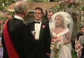 Love and marriage (interpretado por frank sinatra) n.º de temporadas: How To Marry A Moron 1997