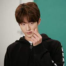 Pin Oleh Danica Di Nam Joo Hyuk Selebritas Aktor Aktris