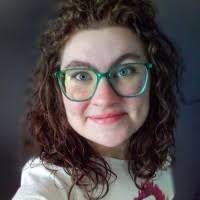 Lily Howell's Instagram, Twitter & Facebook