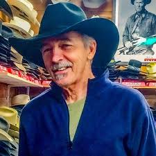 The Good Pirates of the Forgotten Bayous: Fighting to Save a Way of Life in  the Wake of Hurricane Katrina (English Edition) eBook : Wells, Ken:  Amazon.com.br: Livros