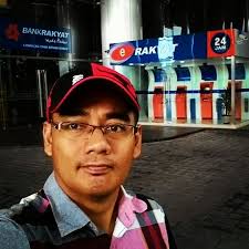 Khairat kematian atau bantuan kematian merupakan satu bentuk bantuan kewangan bagi keluarga si mati. Sayangwang 2015