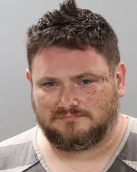 GLADFELTER, MATTHEW A Charges: DUI: FIRST OFFENSE EVADING ARREST FLIGHT