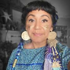 Could a vivid dream about lightning striking mean something?