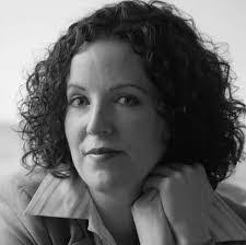 Laura Cummins's Instagram, Twitter & Facebook