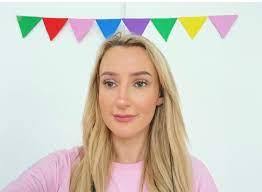 Kathryn Collard's Instagram, Twitter & Facebook