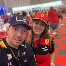 FELIZ CUMPLEAÑOS 🎂❤️, llegaron los 30 y vamos por muchos más y juntos,  deseo, como siempre, que tengas un gran día y que disfrutes más que nunca,  te mereces todo lo lindo