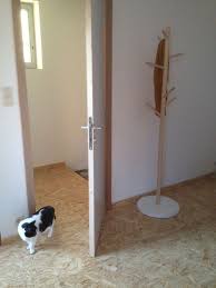 kapstok ikea achter deur osb vloer vloeren interieur ideeen interieur