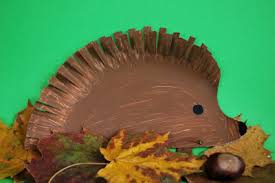 Diese bastelideen eignen sich perfekt auch für kinder unter . Igel Basteln Im Kindergarten Kinderspiele Welt De