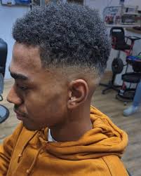 Frizerski salon Corner added a...