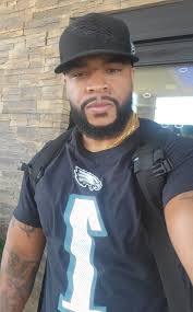 Lit the house up geeen for the Eagles beat down of the cowboys!