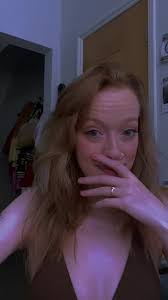 Beth Mcnulty's Instagram, Twitter & Facebook