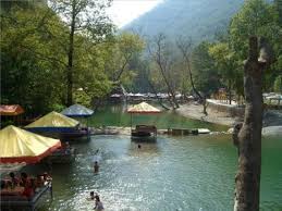 Dimcay is a gathering point for both tourists and locals on the outskirts of alanya with restaurants and water slides directly inside a river. Dimcay Alanya Turkije Excursies Nl