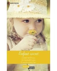 Emily Poche's Instagram, Twitter & Facebook