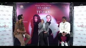 Lagu ini ada di album sarah dan didistribusikan oleh nar records. Hazama Siti Sarah Terakhir Mp3 Free Download